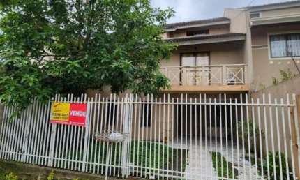 Casa com 3 quartos à venda na Rua Friedrich Nietzsche, 142, Aristocrata, São José dos Pinhais por R$ 650.000