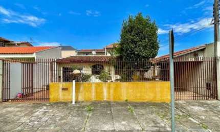 Casa com 4 quartos à venda na Avenida dos Cardeais, 414, Afonso Pena, São José dos Pinhais por R$ 480.000