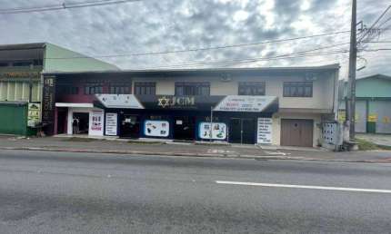 Sala comercial à venda na Avenida das Américas, 1021, Três Marias, São José dos Pinhais por R$ 2.375.000