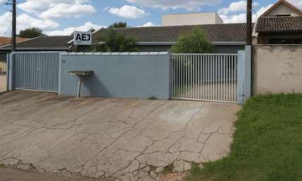 Casa com 2 quartos para alugar na Rua Rosildo Rocco, 85, Quississana, São José dos Pinhais, 93 m2 por R$ 1.950