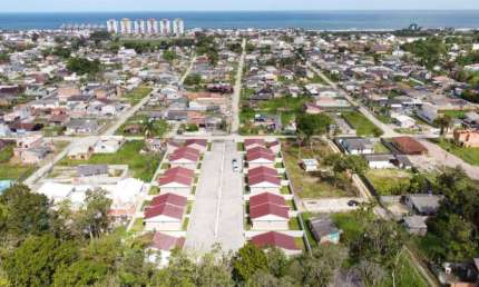 Casa com 2 quartos à venda na Carapia,, 153, Centro, Matinhos, 61 m2 por R$ 380.000