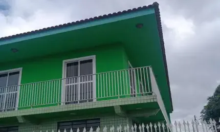 Casa com 4 quartos para alugar na Avenida Benjamin Possebom, 518, Quississana, São José dos Pinhais, 100 m2 por R$ 3.200