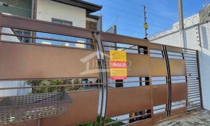 Casa com 3 quartos à venda na Rua Pará, 207, Boneca do Iguaçu, São José dos Pinhais por R$ 980.000