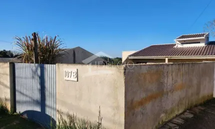 Casa com 2 quartos à venda na Rua Santa Cruz, 107, Cachoeira, São José dos Pinhais, 60 m2 por R$ 180.000