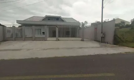 Casa com 3 quartos à venda na Rua Pedro Foggiatto, 490, Aristocrata, São José dos Pinhais, 360 m2 por R$ 2.000.000