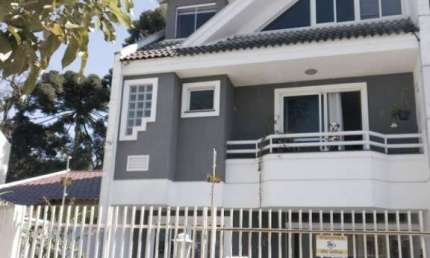 Casa com 4 quartos à venda na Travessa André Siccuro, 456, Afonso Pena, São José dos Pinhais, 116 m2 por R$ 690.000