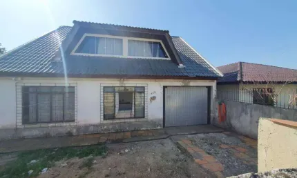 Casa com 5 quartos à venda na Rua Maceió, 455, Águas Belas, São José dos Pinhais, 320 m2 por R$ 750.000