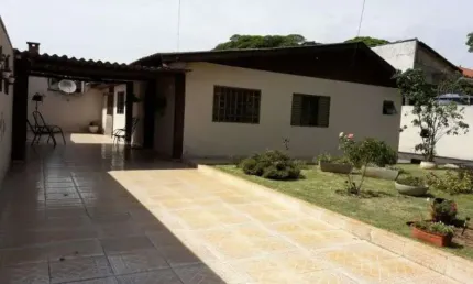 VENDA | Casa, com 3 dormitórios em Cj Thaís, Maringá