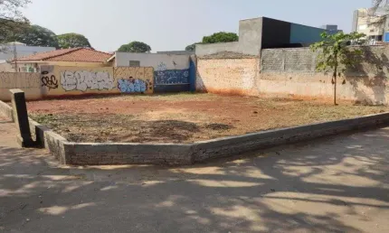 Terreno comercial para alugar na Avenida Independência, Zona 04, Maringá