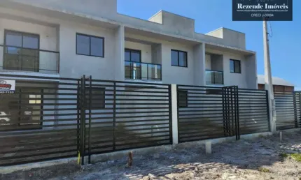 Sobrado com 3 dormitórios à venda, 75 m² por R$ 550.000,00 - Brejatuba - Guaratuba/PR