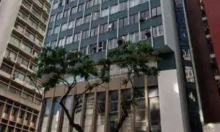 C-SA0120- Centro - Mal. Deodoro Ed. Bradesco - Ótima Sala em andar alto, frente!