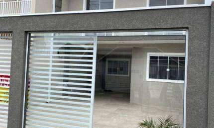 C-SO1042 Uberaba excelente sobrado, 3 Quartos, suite, ático e churrasqueira.