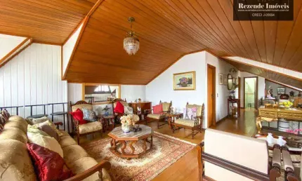 Casa com 5 quartos à venda na Rua Schiller, 1010, Alto da Rua XV, Curitiba