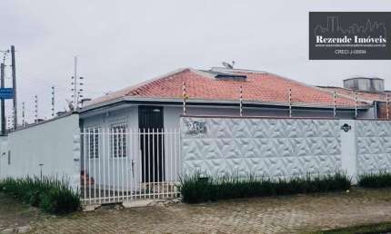 Casa com 3 quartos à venda na Rua Renato Leone, 255, Parque São João, Paranaguá