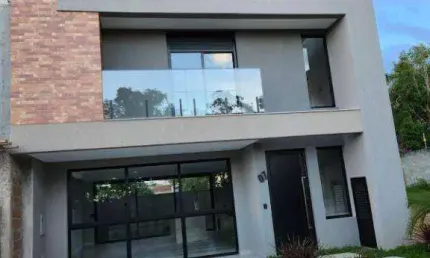 Sobrado com 3 dormitórios à venda, 166 m² por R$ 1.650.000,00 - Pilarzinho - Curitiba/PR