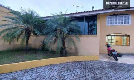 Casa 3 quartos venda - Analisa permuta por imóvel de menor valor,  aceita carta de crédito.