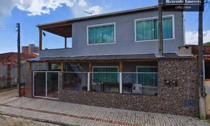 C-CA1236  Camboriú Casa 6 quartos podendo ser 2 apartamentos