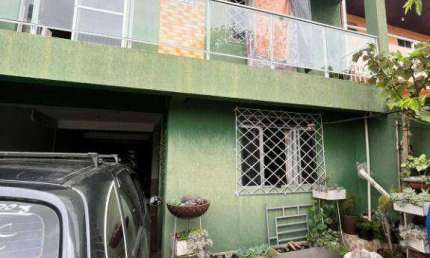 Ideal para cliente investidor,  2 apartamento / 2 kitinetes tudo averbado