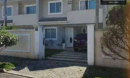 Sobrado Triplex com 3 quartos a venda no Capão da Imbuia
