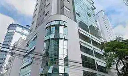 C-ap3964 abaixo do preço em b. camboriú centro/b. sul -  apartamento/casa suspensa 240 m²  com terraço
