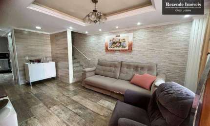 Sobrado com 3 dormitórios à venda, 163 m² por R$ 680.000,00 - Fazendinha - Curitiba/PR
