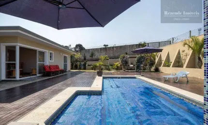 Casa com 4 dormitórios a venda 436 m² por R$ 3.000.000 - Vila Torres - Campo Largo/PR