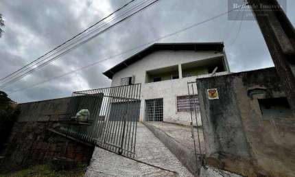 C-SO1492 Sobradão em Campina Grande do Sul com 5 quartos próximo à BR-116 (fácil acesso)