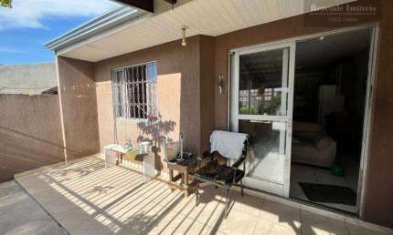 Casa com 2 dormitórios AVERBADA  no  Fazendinha - Curitiba/PR