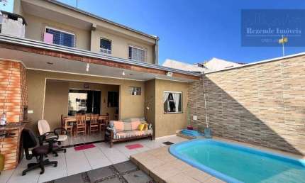 Sobrado com 4 quartos , 2 vagas , piscinaà venda-Campo Comprido - Curitiba/PR