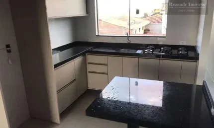 Apartamento com 2 dormitórios à venda, 47 m² por R$ 250.000,00 - Jardim Rio Verde - Colombo/PR