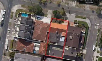 Terreno venda, 292 m² - Bairro Portão - Curitiba/PR