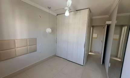 Casa 100m², Cond. Rio Coxipo, 3 quartos sendo 01 suíte, 2 garagensm, Valor 4.300,00 incluiso condomínio.