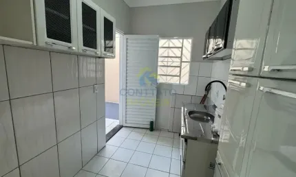 CASA Condomínio Recanto , 02 quartos, Ar Condicionado - VALOR  2.900,00