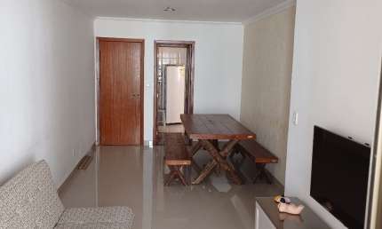Apartamento próximo a praia do Forte - 2 suítes - Cabo Frio/RJ