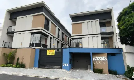 Casa em condomínio fechado com 2 quartos à venda na Avenida Antônio Diogo, 773, Vila Ré, São Paulo