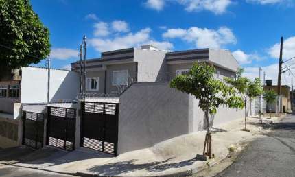 CASA FRONTAL , ÓTIMA LOCALIZAÇÃO, MELHOR PREÇO DA REGIAO