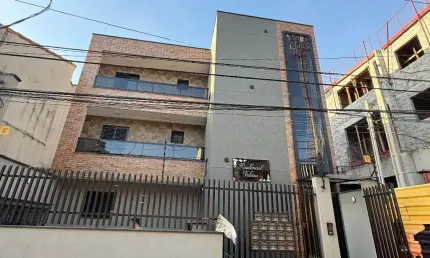 APARTAMENTO DE 2 DORMS Á 300 METROS DO METRÔ PATRIARCA