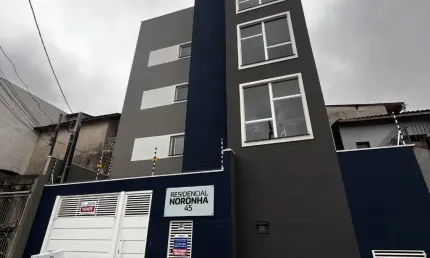 Apartamento com 2 dormitórios e vaga de garagem apenas 275 mil