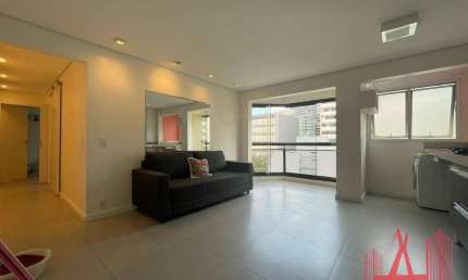 Apartamento SEMIMOBILIADO à Venda com 2 dormitórios, 1 vaga de garagem, com 50 m² - Consolação