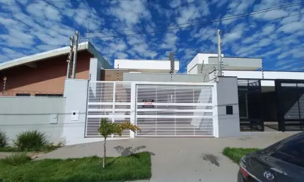 Casa com 3 quartos à venda na Rua Sindicalista Antônio Elizeu Deganutti, 1002, Bom Jardim, Maringá
