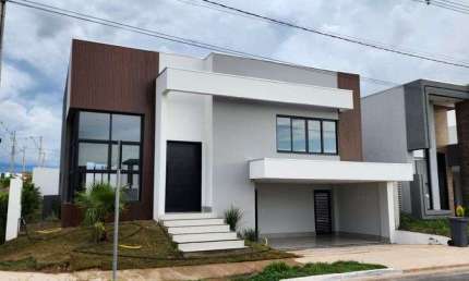 Casa de condomínio para venda tem 213 metros quadrados com 3 quartos