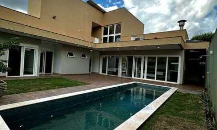 Casa de condomínio térrea para venda com 330 metros quadrados com 2 quartos
