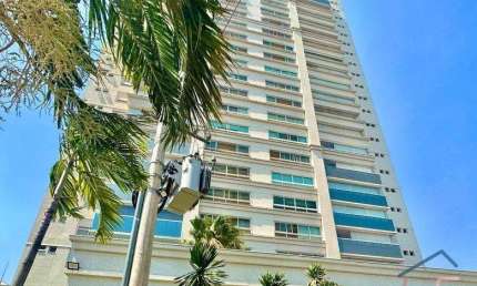 Apartamento no Edificio Superia com 4 dormitórios à venda, 226 m² por R$ 3.100.000 - Quilombo - Cuia