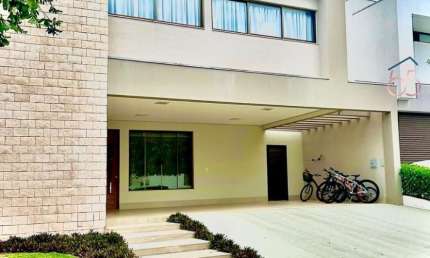 Casa em condomínio fechado com 4 quartos à venda na Avenida dos Lagos, 1, Condomínio Residencial Florais dos Lagos, Cuiabá