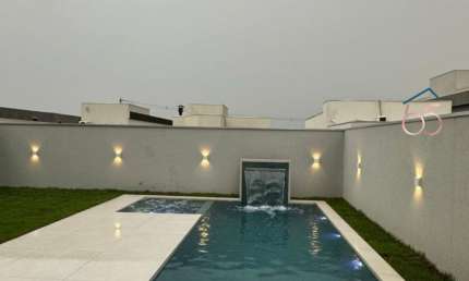 Linda casa sobrado no condominio Beveldere II, de 235m2,  em cuiabá-MT.