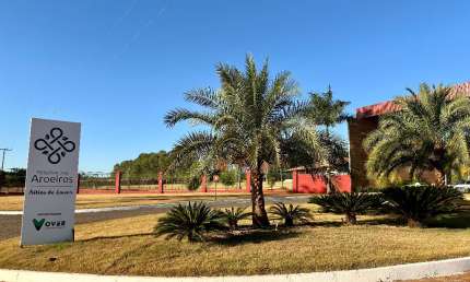 Lote com vista privilegiada em condomínio de chácaras