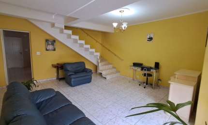 CASA  À VENDA | 137 m² | 3 DORMITÓRIOS (1 SUÍTE) | 2 VAGAS NA ÁGUA FRIA!
