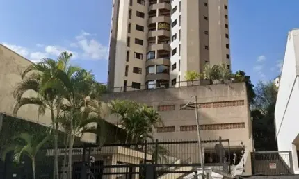 Apartamento à Venda 106m²| 3 Dormitórios(1 Suíte) 2 Vagas| Varanda| Andar Alto em Santana
