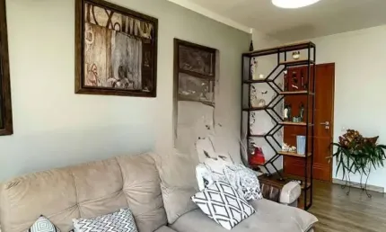 Apartamento reformado com 2 suítes e varanda – próximo ao metrô santana