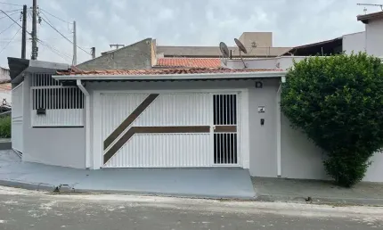 Casa com 3 dormitórios à venda, 127 m² por R$ 395.000,00 - Residencial Fabbri - Salto/SP